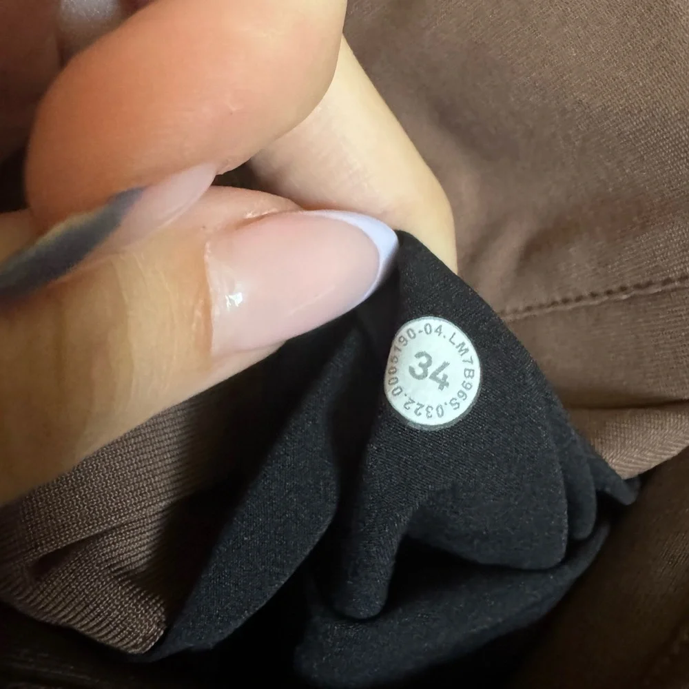 Lululemon Commission Classic-Fit Short 9“ Warpstreme Size‎ 34 in Mocha Brown